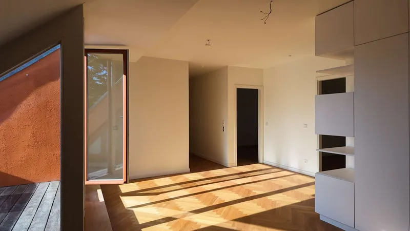 Großzügige Dachgeschosswohnung mit 111 m², Balkon und Stellplatz – bezugsfrei ab 01.11.2026 — photo 1